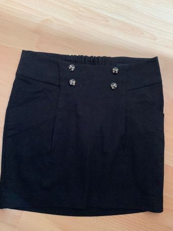 Jolie jupe noir Tally Weijl t. 34 ou xs