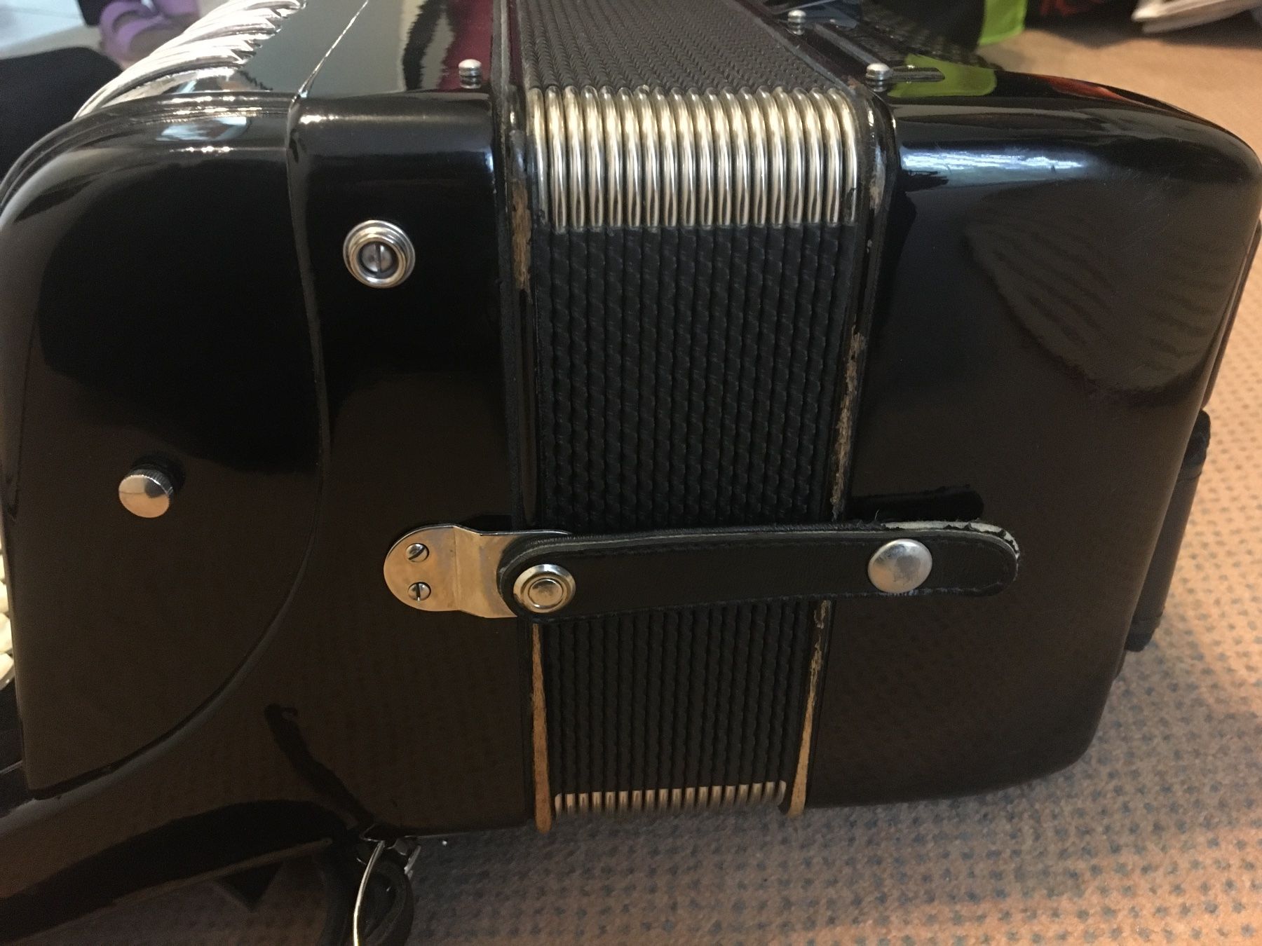 Hohner Musikinstrumente: Akkordeon hohner riviera 6 s – Gebraucht aus Bauma von ladygaby 3