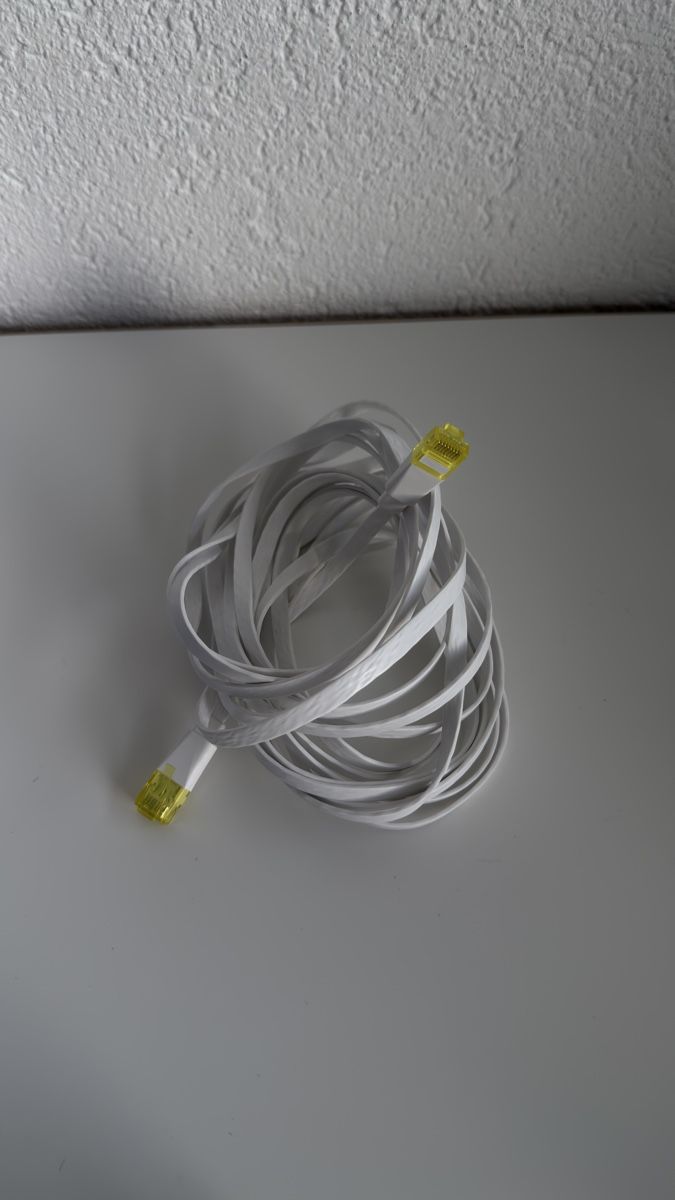 Swisscom Câbles: Câble Ethernet Swisscom cat 6 5m – Neuf (Voir description) à Vevey par diogodasilva_