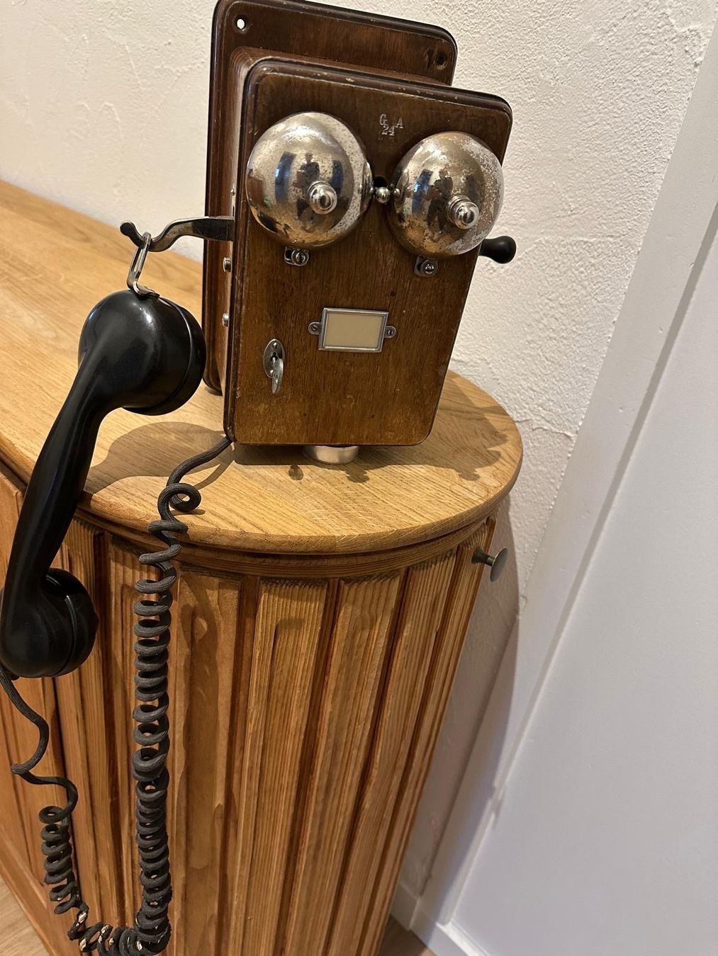 Telefone: Antikes Telefon – Gebraucht aus Ermatingen von Rocake