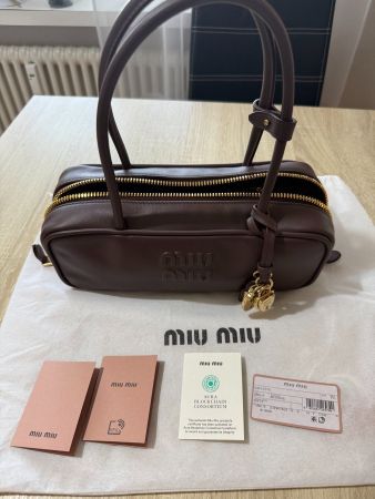 Neu - Miu Miu Beau leather bag - Briarwood 5BB173