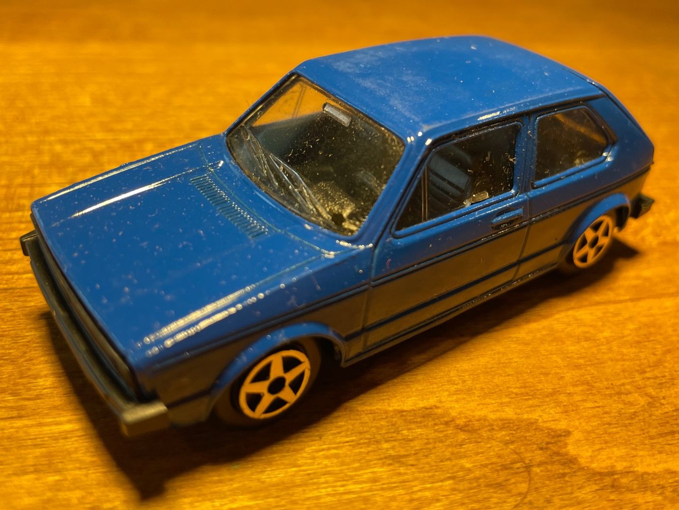 Volkswagen Modellini d'auto: VW Golf Norev Modellauto – Usato da Luzern venduto da mintcar 1