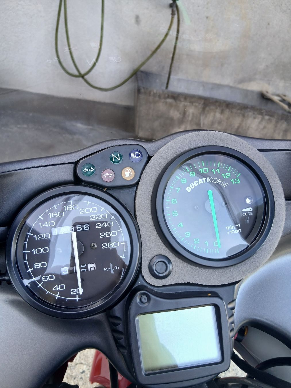 Ducati Touring: Ducati ST4-S Top Zustand – D'occasion à Leuzigen par Moserli1 5