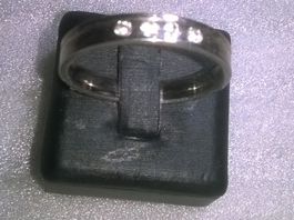 RING EDELSTHAL MIT ECHT KRISTALL,,,GLANZIG