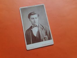 SCHWIIZER MAA DAZUMAL - e JUNGE mit GSCHMACK - RORSCHACH AA
