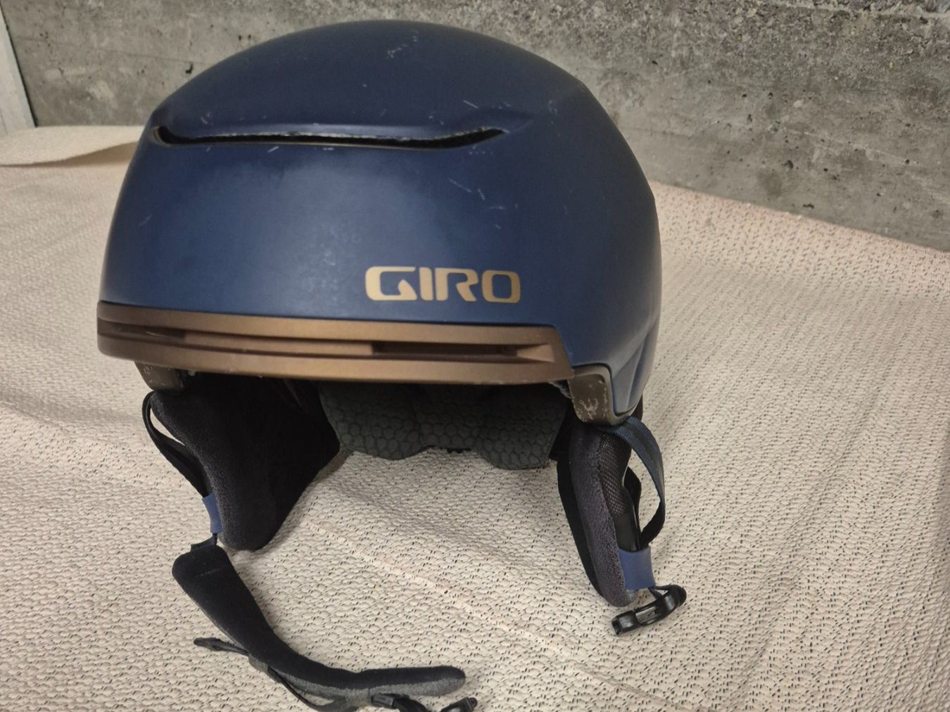 Giro Caschi: Skihelm Giro – Usato da Vella venduto da Platetg13
