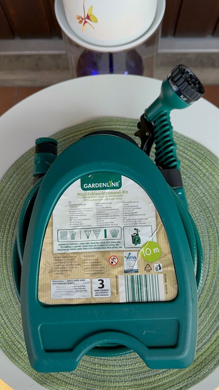 Gardena Rohre & Schläuche: Mini-Schlauchtrommel- Kit Gardeline – Neu und originalverpackt aus Rorschach von Miki-Mini