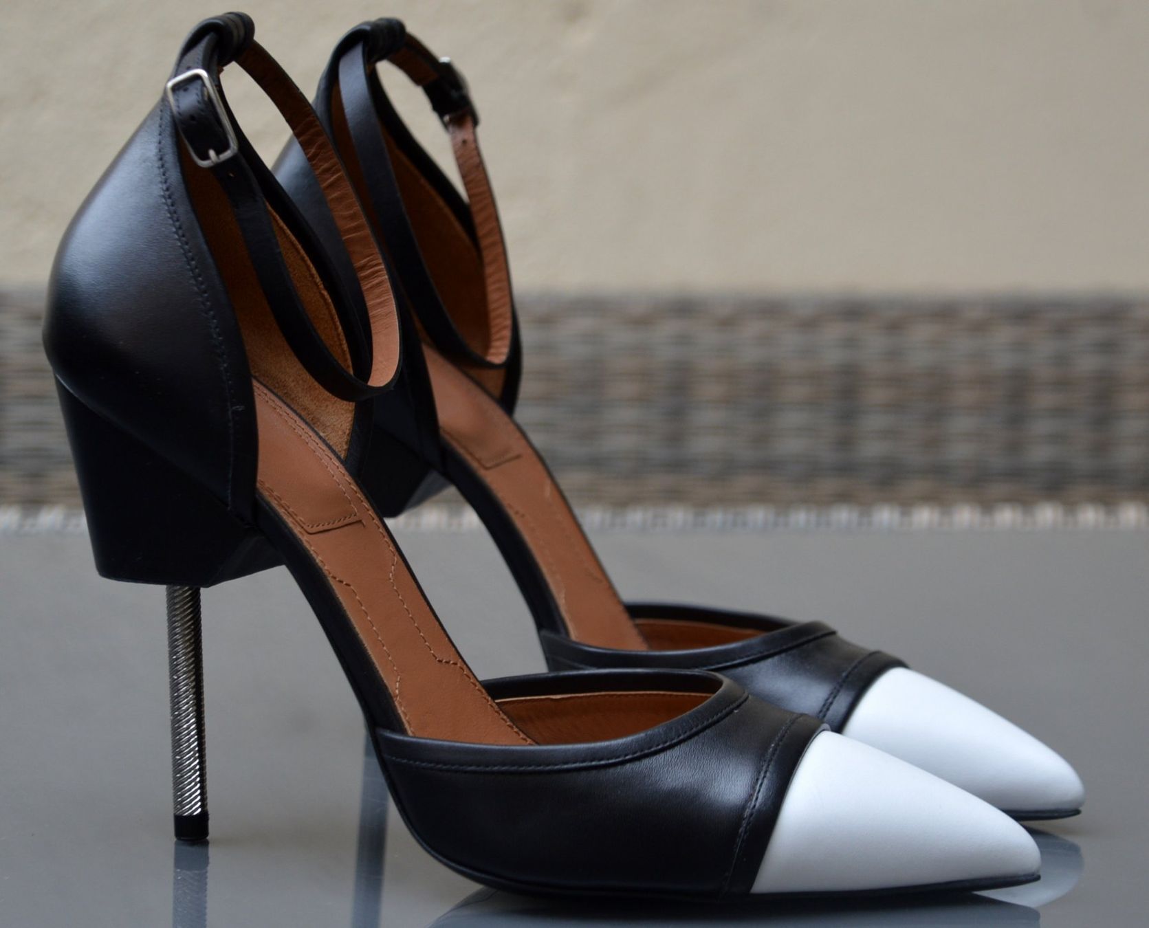 Givenchy Scarpe da donna: Pumps Givenchy .39 – Usato da Collonges venduto da Auganien 6
