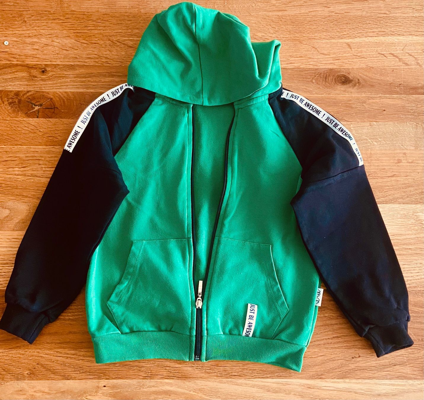 Giacche & Cappotti: Jacke AWESOME mit Kapuze, 122cm, Baumwolle, BRIEF – Usato da Bassersdorf venduto da och_928l