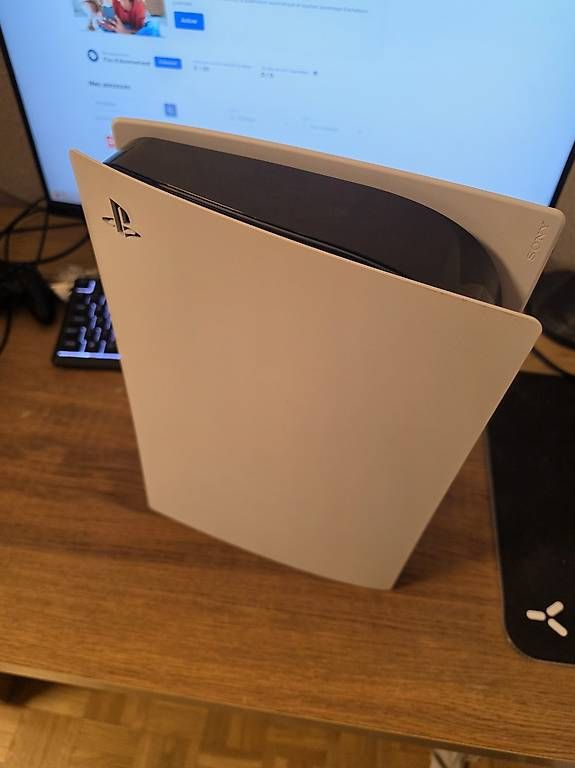 Konsolen: Playstation 5 digital Edition  – Gebraucht aus Avully von gal_kz86
