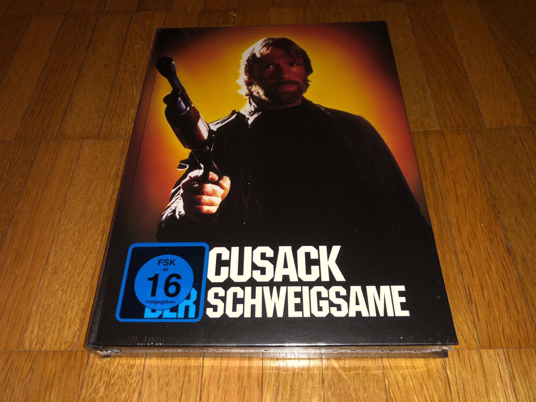 Tutti i DVDs: Cusack - Der Schweigsame - MEDIABOOK - B - UNCUT – Nuovo e nell'imballaggio originale da Basel venduto da havsok