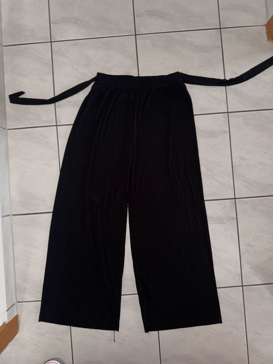 Pantaloni: Schwarze Sommerhose – Nuovo (secondo la descrizione) da Hergiswil NW venduto da kaufe_bei_kaufmann 8