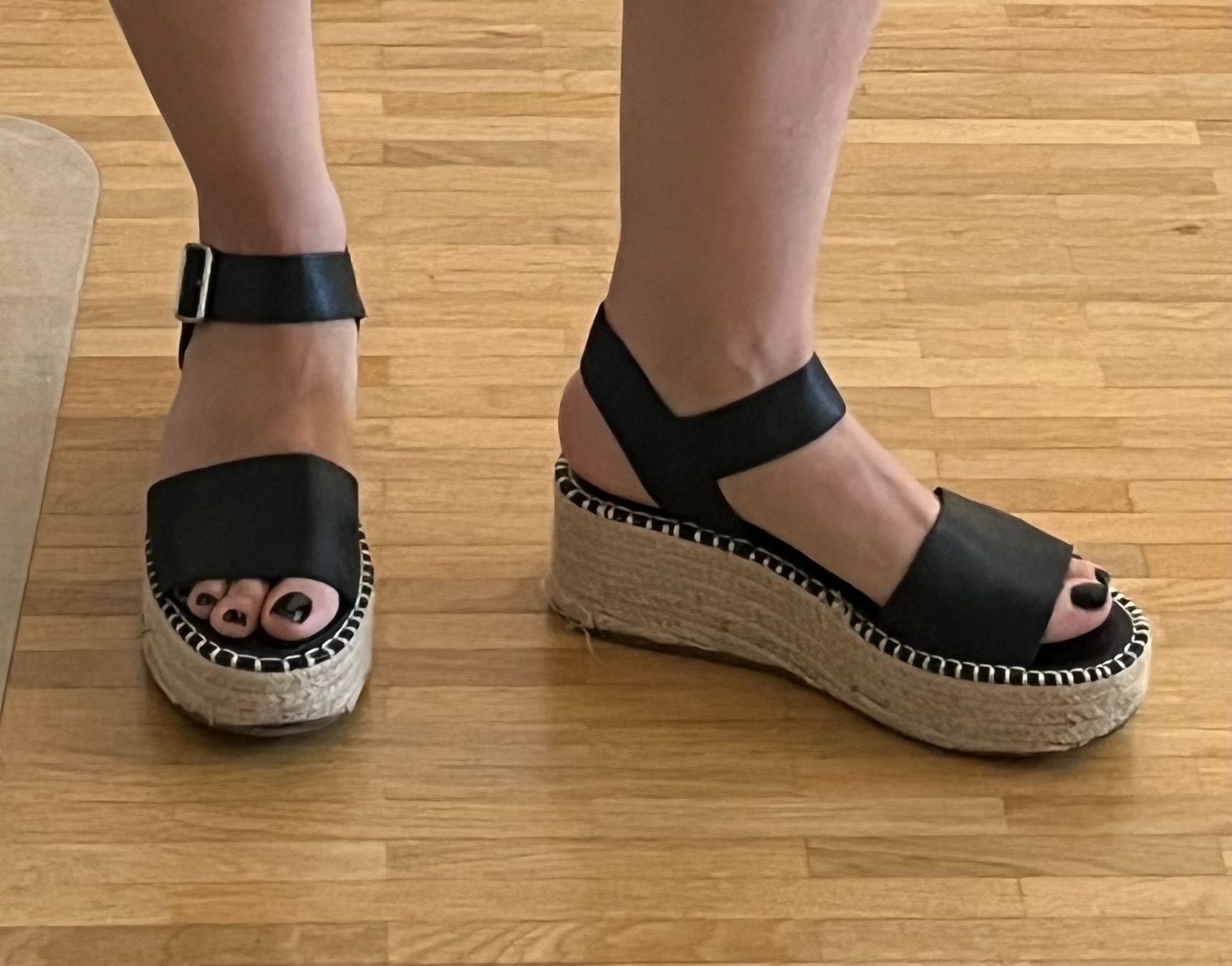 Pull&Bear Scarpe da donna: Pull&Bear Black espadrille platform sandals – Usato da Zürich venduto da Marghensy