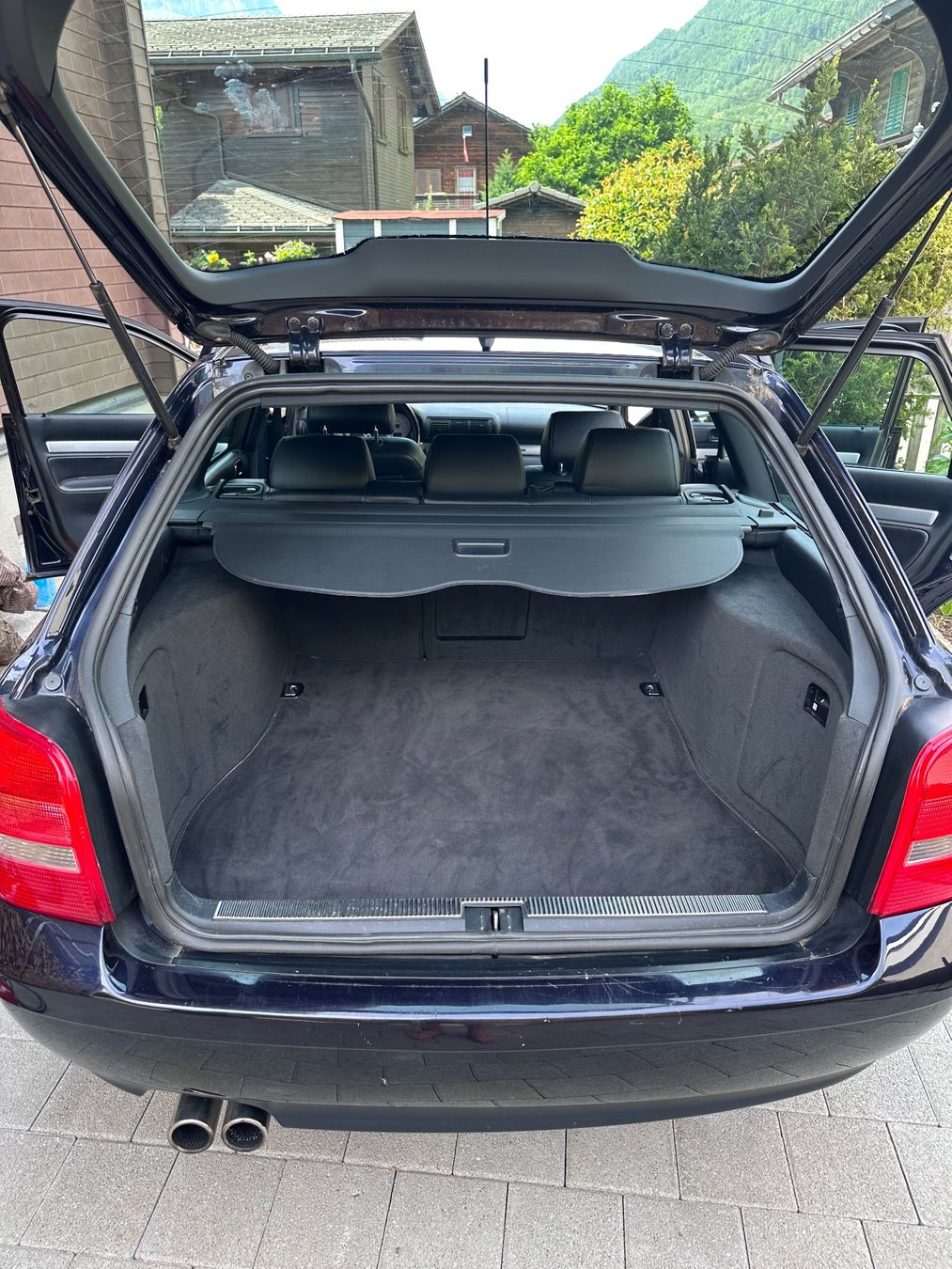 Audi Automobili: Audi A4 Avant Quattro 1.8T 4x4 – Usato da Ennenda venduto da mis_7m87 3