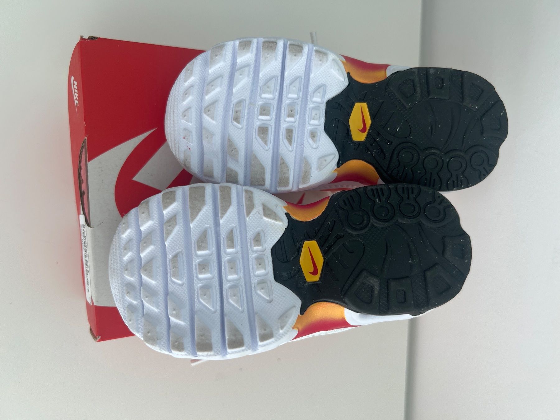 Nike Scarpe per ragazzi: NIKE AIR Max plus – Nuovo (secondo la descrizione) da Minusio venduto da bio_z7yv 3