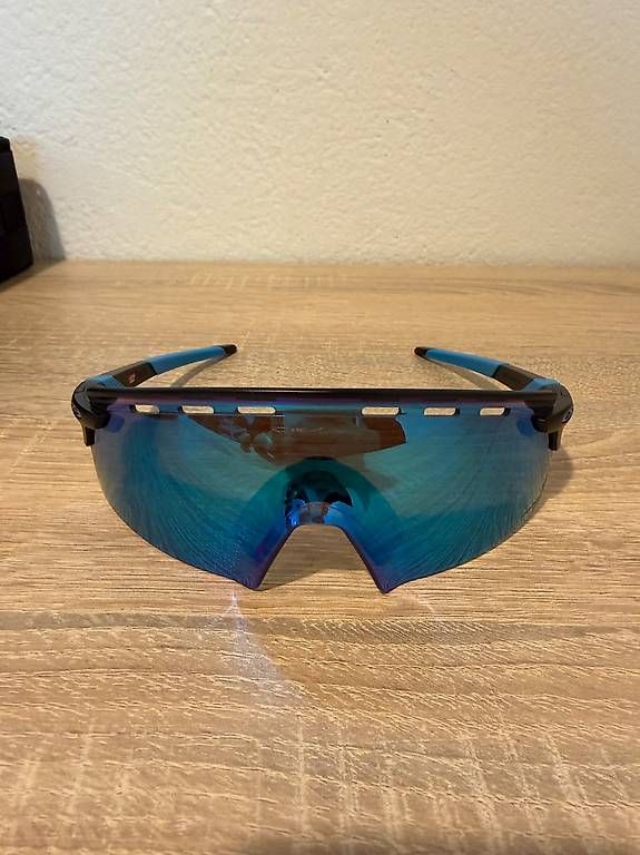 Oakley Occhiali & Lenti: Oakley Encoder Strike Vented Sportbrille Sonnenbrille NEU – Nuovo e nell'imballaggio originale da Wald AR venduto da xen_6yqn 1