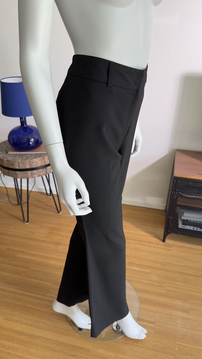 Hosen: Schöne Damenhose von Review – Gebraucht aus Adliswil von RicPro 1