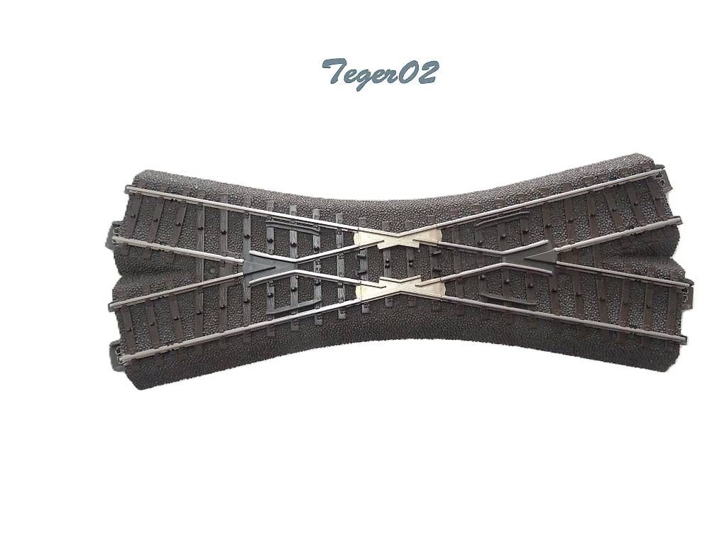Modellini di ferrovie: Märklin H0 24640 C-Kreuzung – Usato da Hochdorf venduto da Teger02