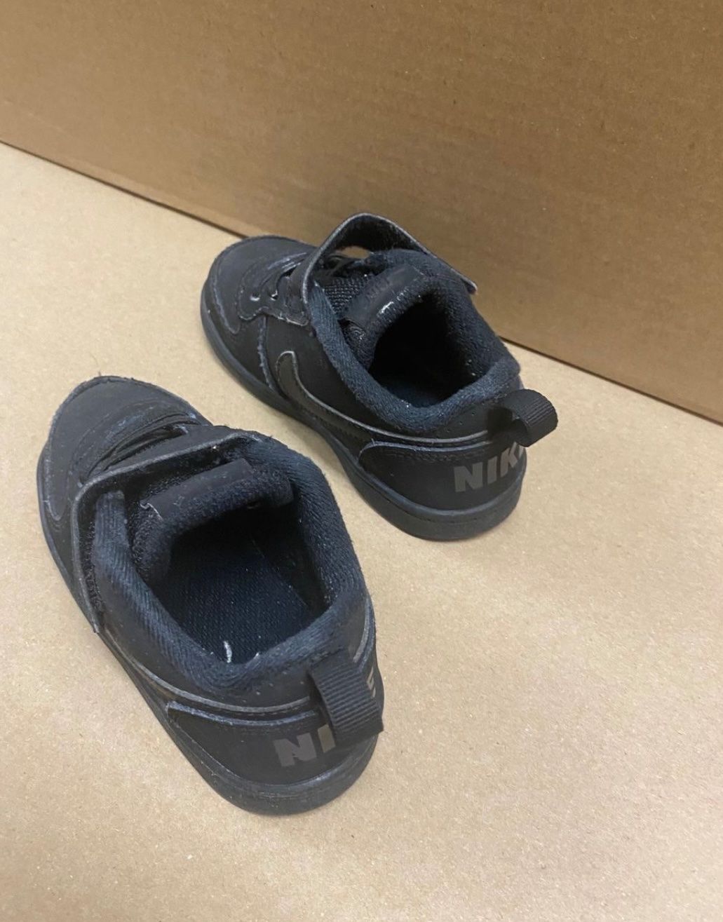Nike Scarpe per ragazzi: Kinder Schuhe Grösse 23.5 – Usato da Zürich venduto da zd_1965 2