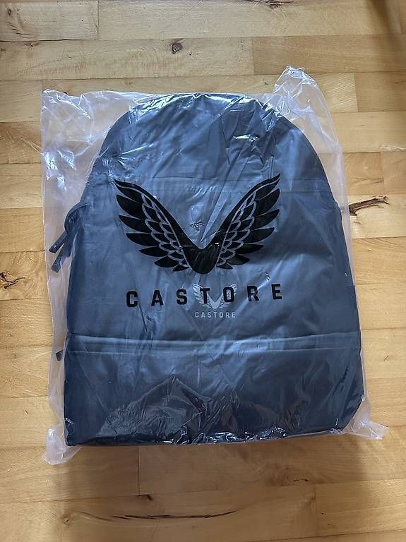 Zaini:     Castore Premium Sportrucksack  Neu & originalverpackt – Nuovo e nell'imballaggio originale da Pfaffhausen venduto da gab_s77p