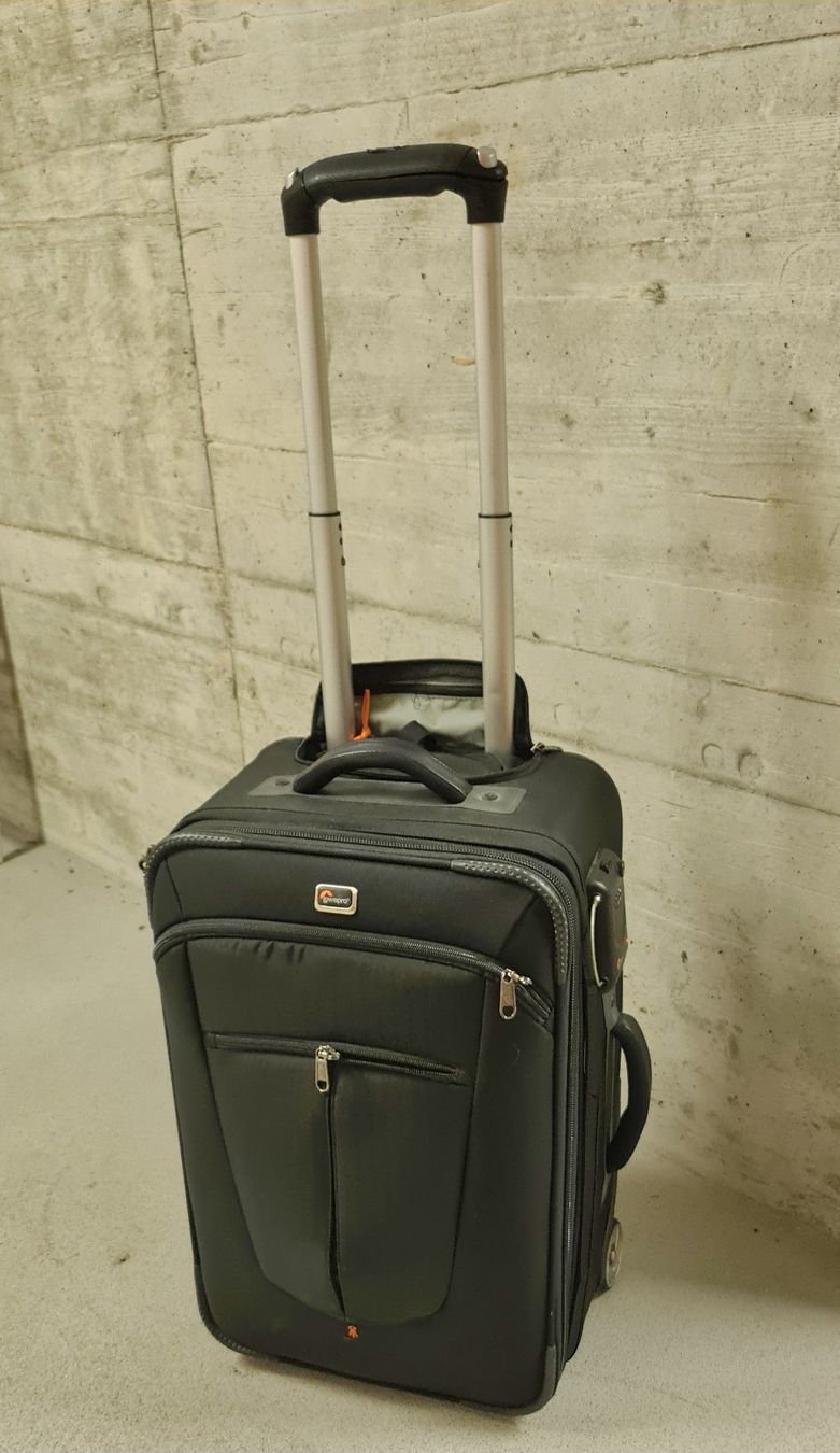 Valigie & Borse: Foto Trolley/Rucksack auf Rollen – Usato da Reinach AG venduto da Muggl1