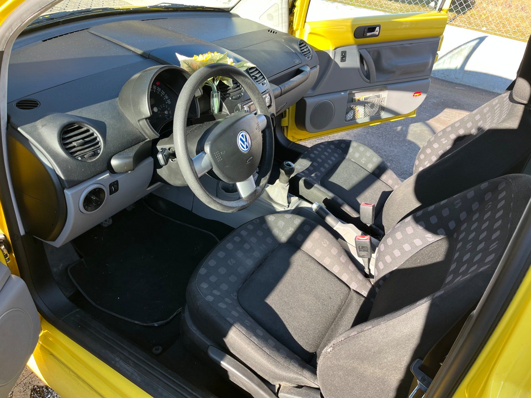 VW Automobili: VW New Beetle V5 – Usato da Lodrino venduto da 2007arielt 6
