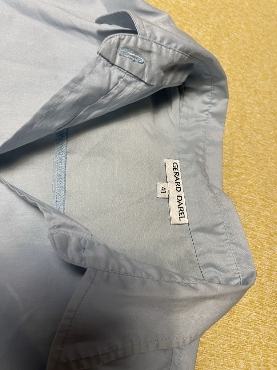 Gérard Darel Camicette: Gerard Darel camicia di cotone satinato azzurro tg. 40, – Nuovo (secondo la descrizione) da Gordevio venduto da LanaZimm 1