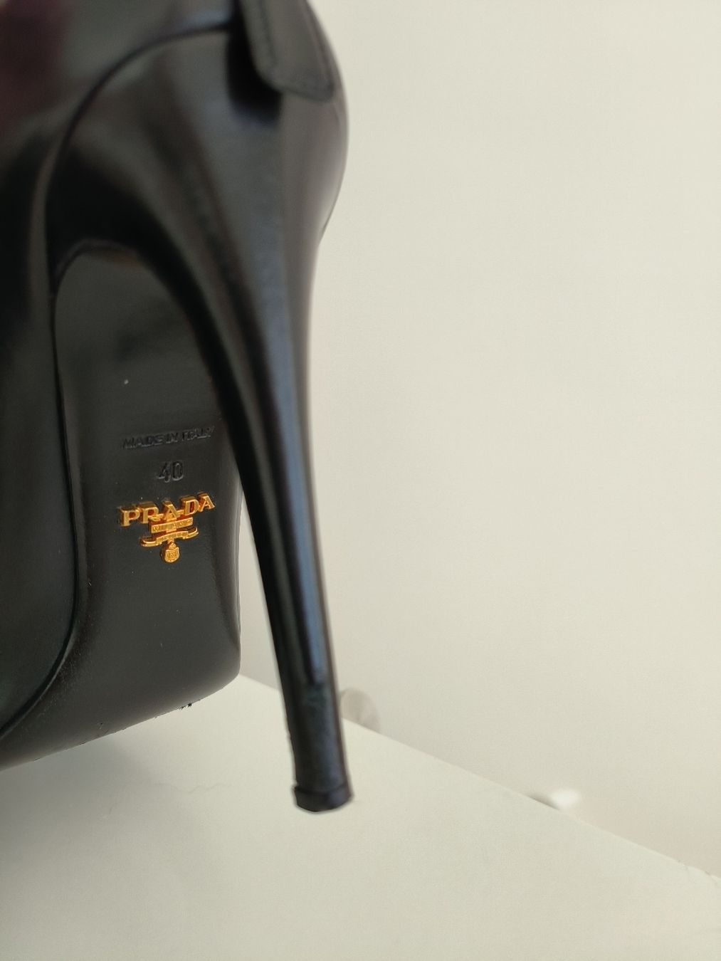 Prada Scarpe da donna: Prada Leder Stilettos Heels – Usato da Küsnacht ZH venduto da Helenassecondhand 5