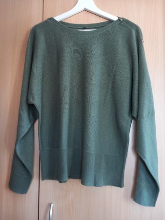 Pull en tricot fin verr sauge