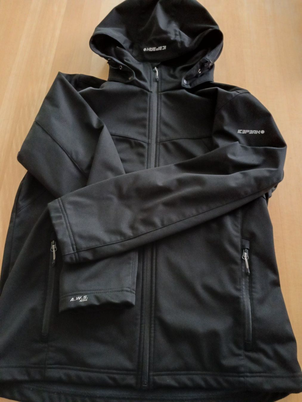 Giacche: Icepeak A.W.S. Active Softshelljacke schwarz Grösse 52 – Usato da Montlingen venduto da Mabesi