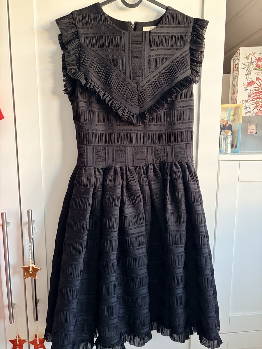 Maje Vestiti: Robe Maje noire taille 2 excellent état – Usato da Rolle venduto da Fanjiette