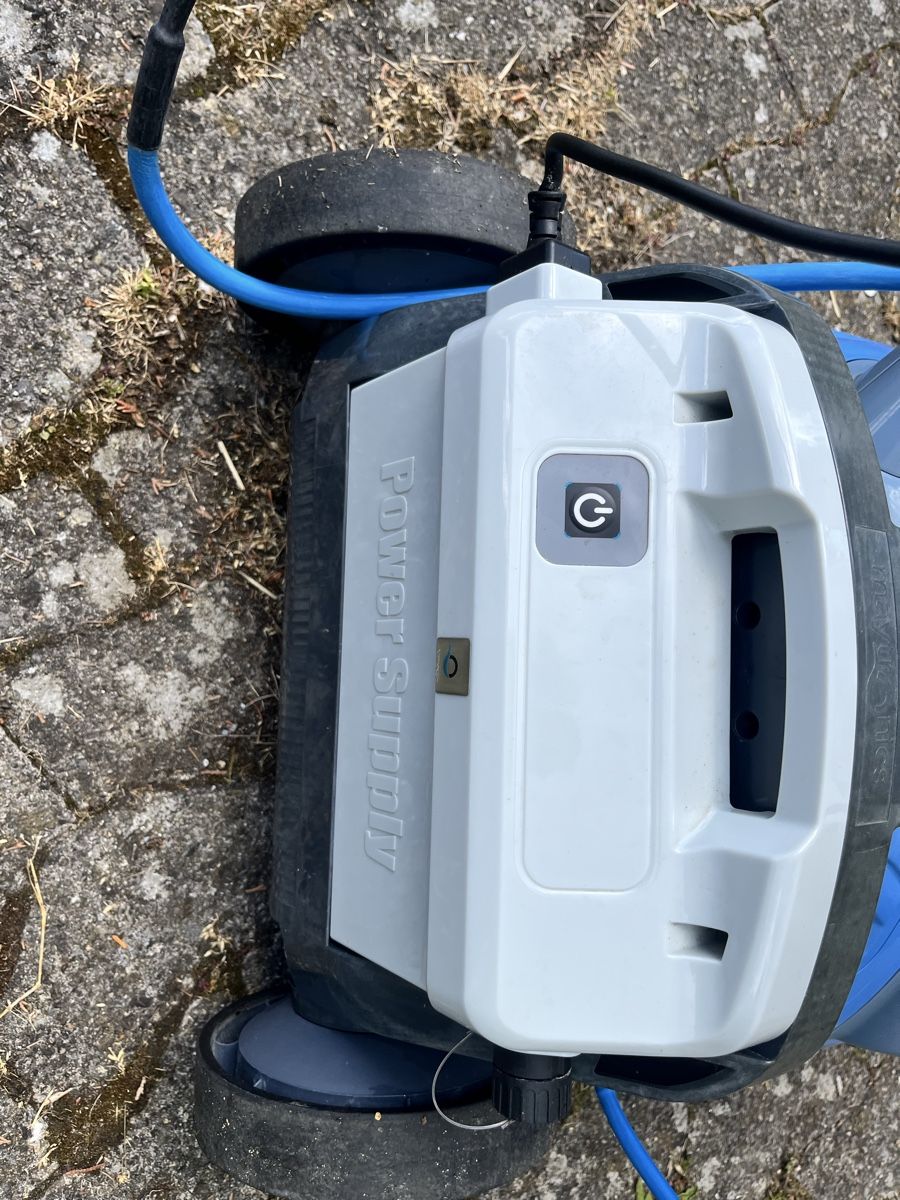 Dolphin Accessoires de piscine: Poolroboter – Défectueux à Mauren TG par Kochmario 1