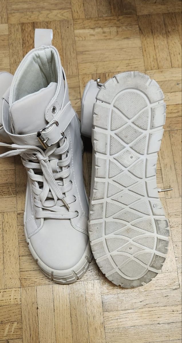 Scarpe da donna: Sneaker – Nuovo (secondo la descrizione) da Zürich venduto da alv_pqz2 1