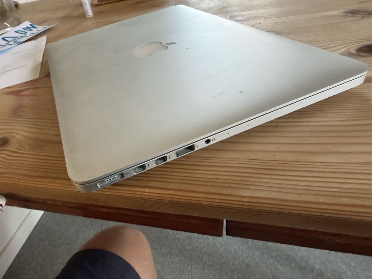 Apple Notebooks: Apple MacBook Pro Silver – Gebraucht aus Gelterfingen von celli05