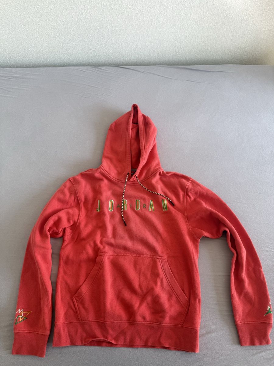 Maglioni & Felpe: Jordan Pullover – Usato da Birsfelden venduto da noahpellecchia
