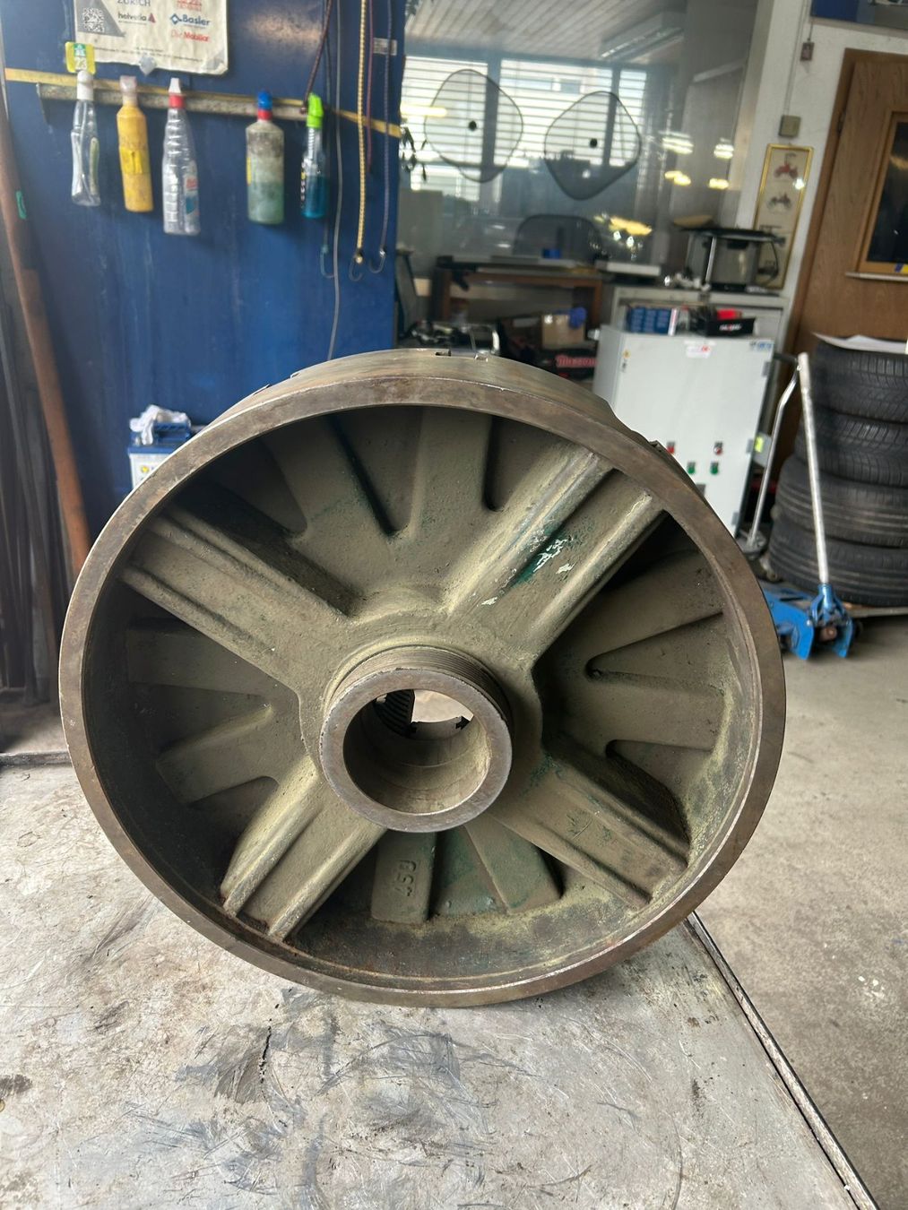 Tutti gli attrezzi: Drehfutter / Vierbackenfutter – Usato da Glattbrugg venduto da glattbach-garage 4