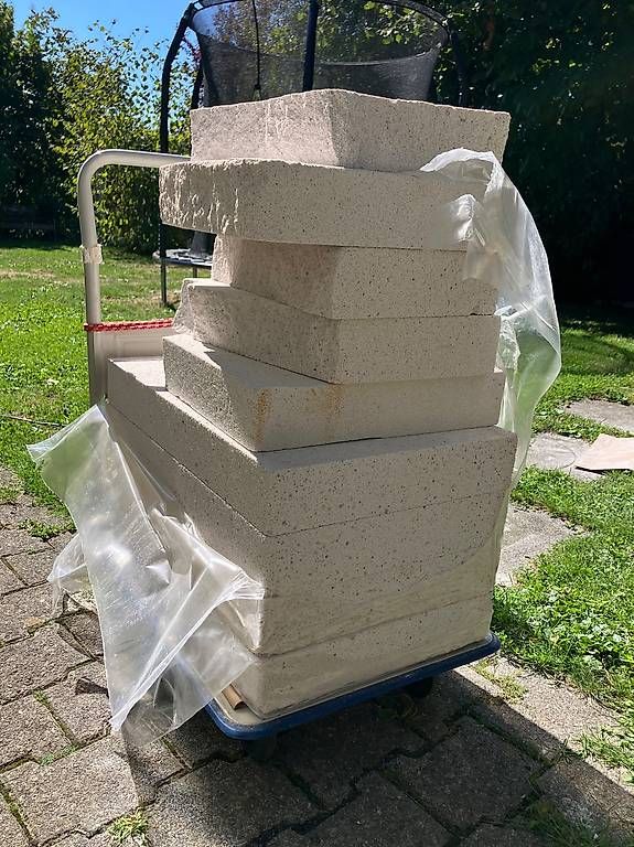 Pietre & tegole: Ytong Betonsteine – Usato da Madiswil venduto da 5BEN5