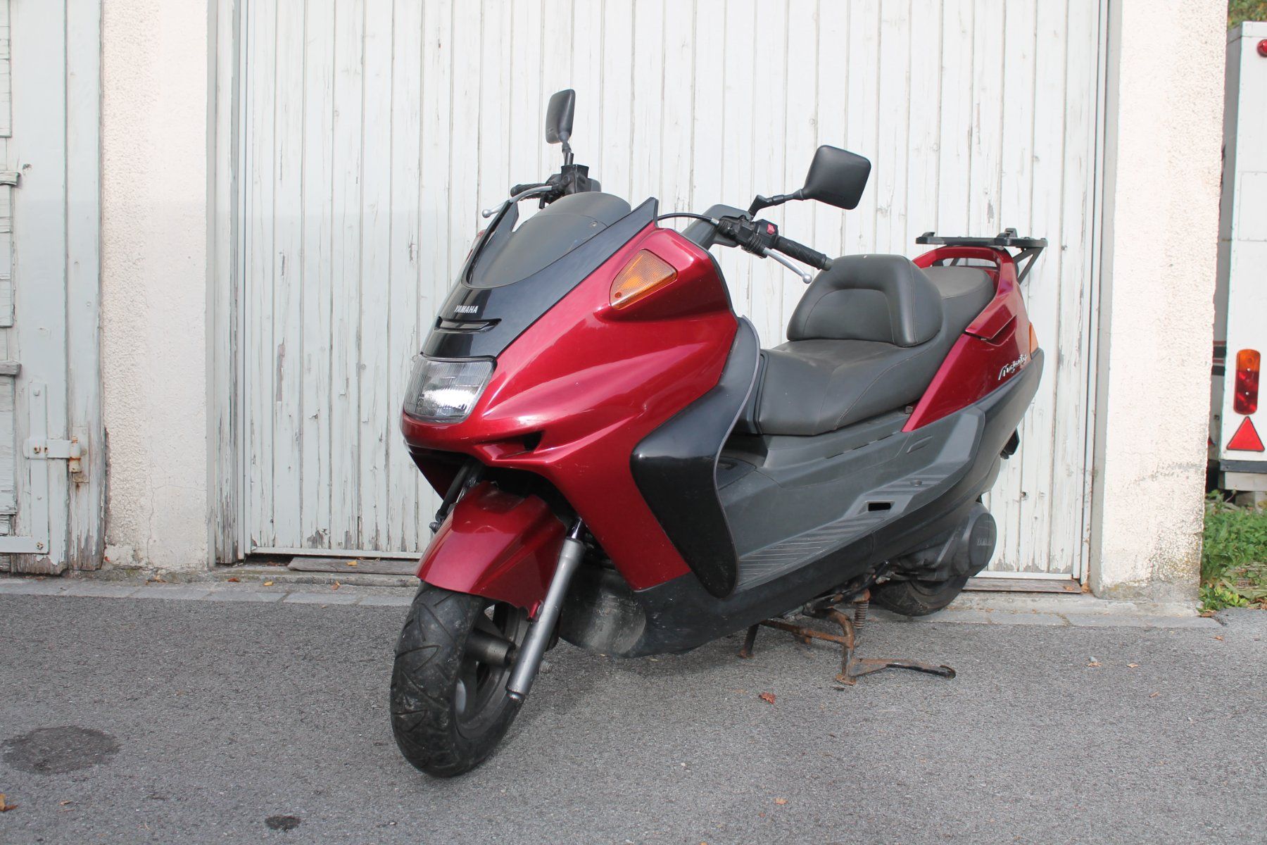 Yamaha Scooters: Yamaha Majesty 250 Roller Scooter – Gebraucht aus Wald von