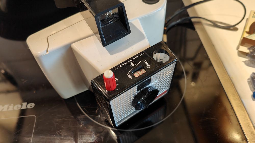Appareil Photo Polaroid Swinger Model 20 - Pour Pièces Ou Décoration - Non Fonctionnel