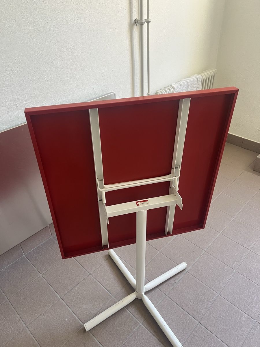 Schaffner Tables: Schaffner Gartentisch – D'occasion à Zürich par Leuzzeli 5