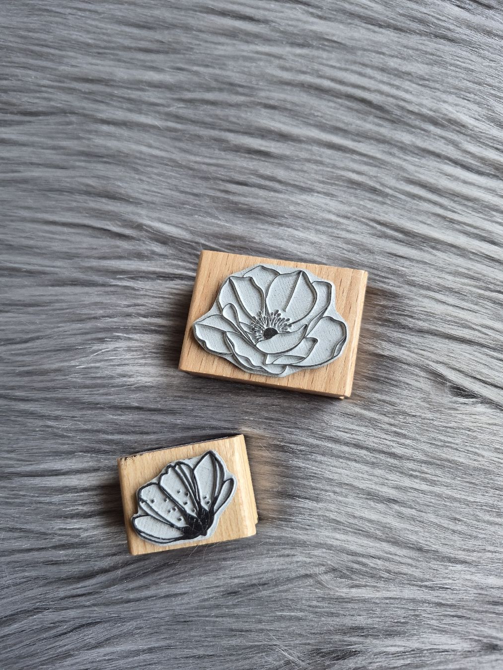 Tampons: Catsonapplestrees Blumen 2er Set – D'occasion à Altdorf SH par MR2509 1