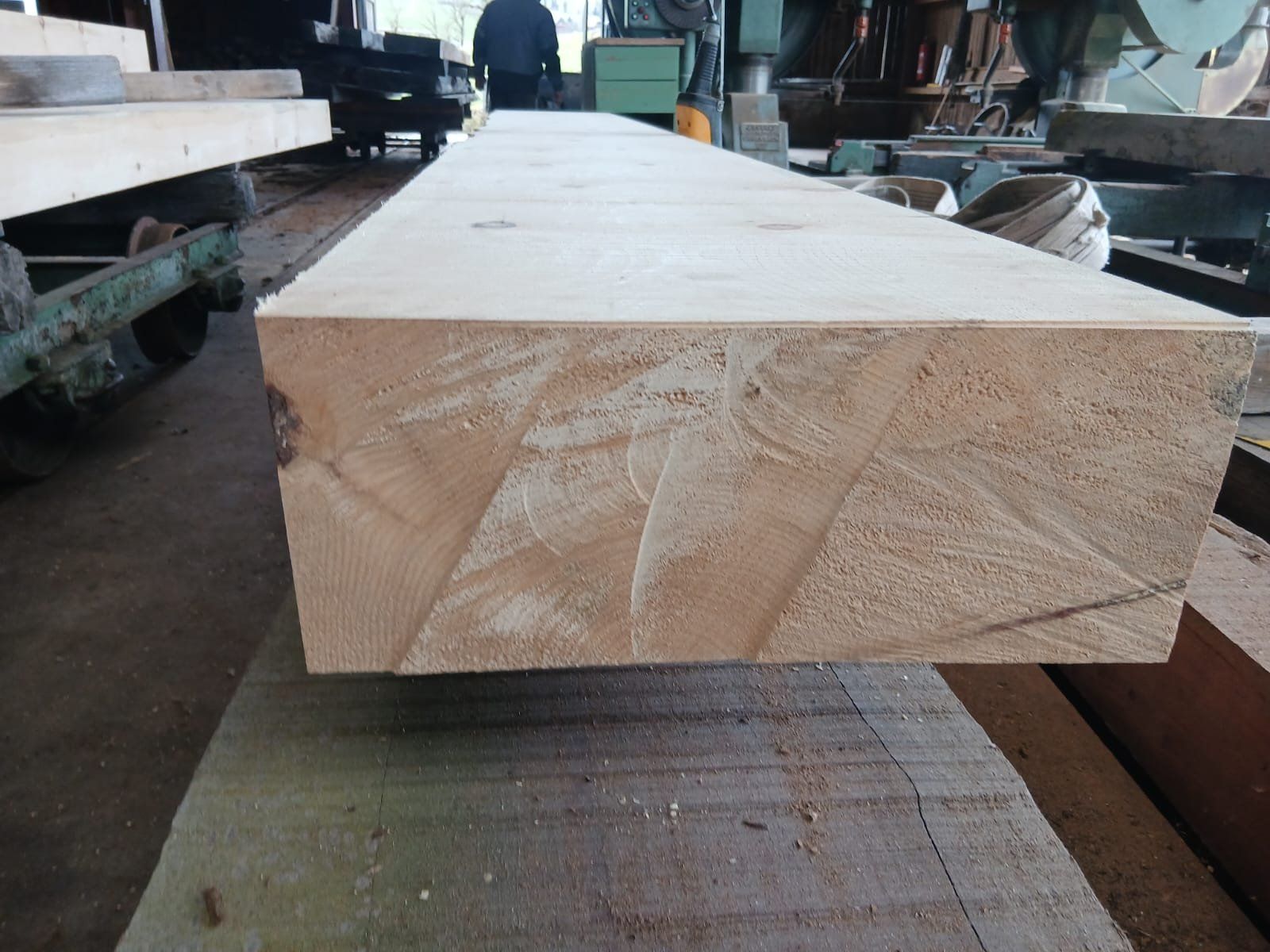 Articoli in legno: Arve Holz Balken Nr. 4 – Nuovo (secondo la descrizione) da Hasle LU venduto da Arag08