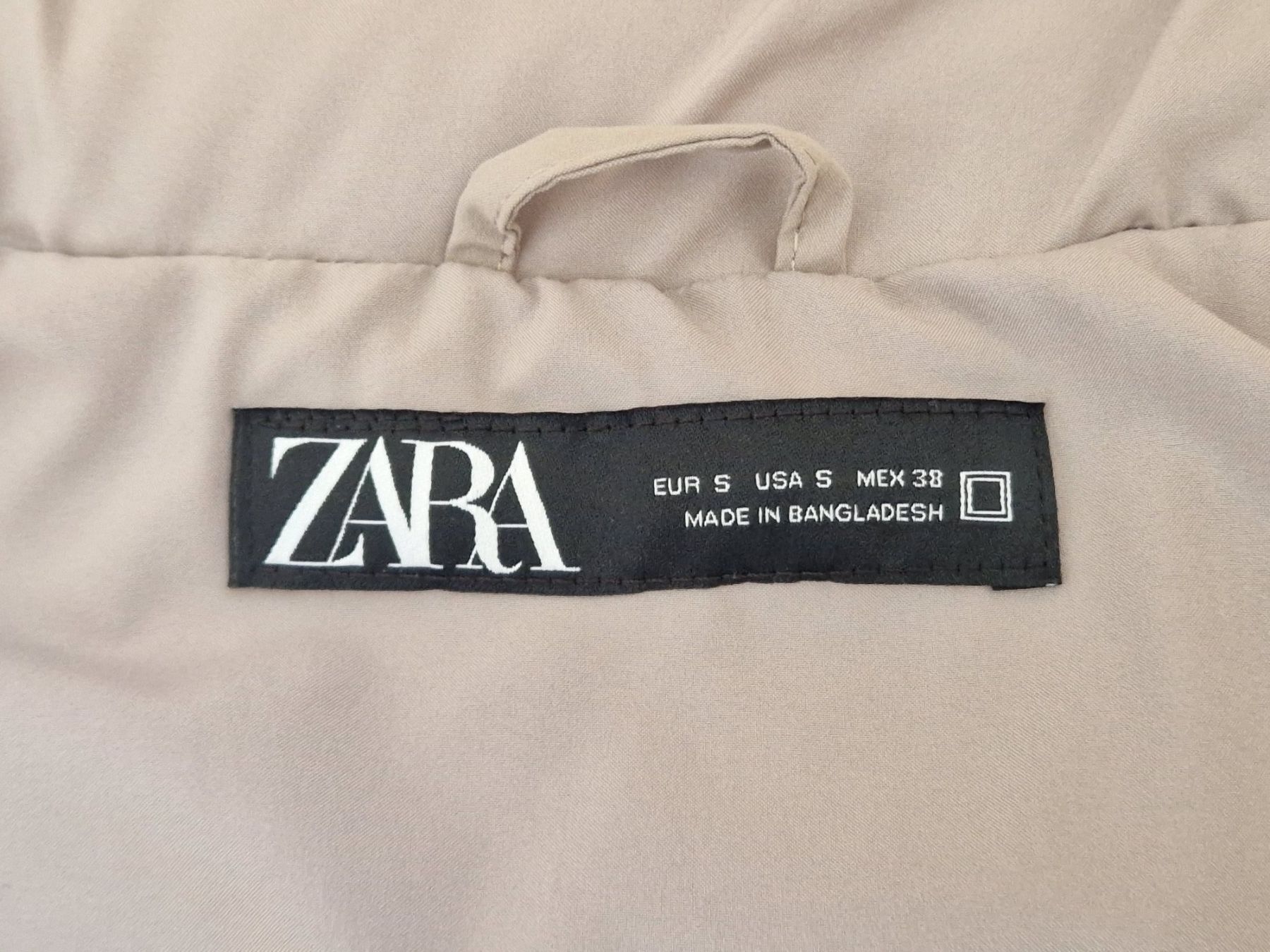 Zara Gilets: ZARA: Weste mit Steppfutter, regular fit (beige) – D'occasion à Wittenbach par Cgigi 3