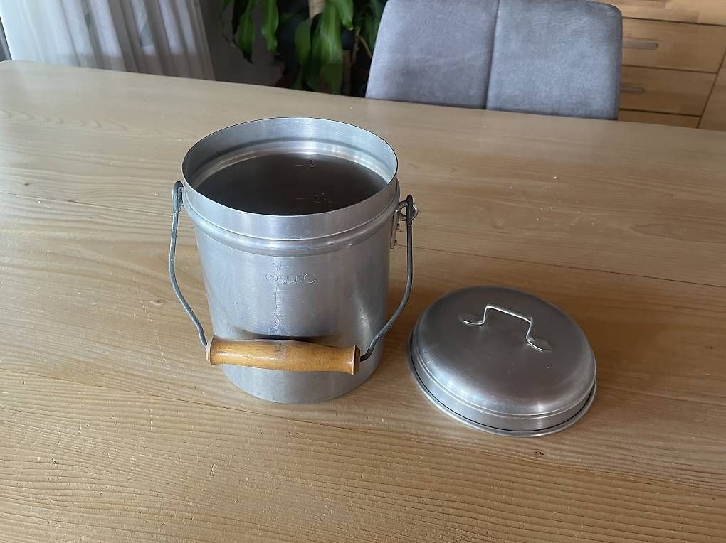 Altro per la casa: Milchkesseli Sigg 2L – Usato da Seewen SO venduto da siebesiech88