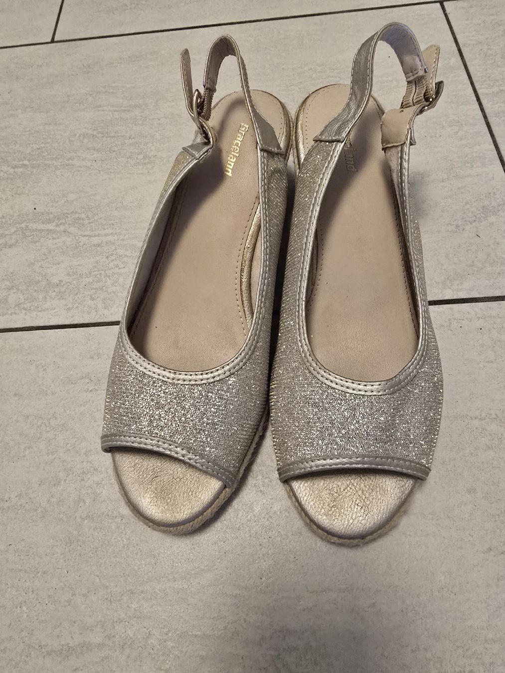 Scarpe da donna: Sandalen schuhe 39 – Usato da Wohlen AG venduto da Monika2017