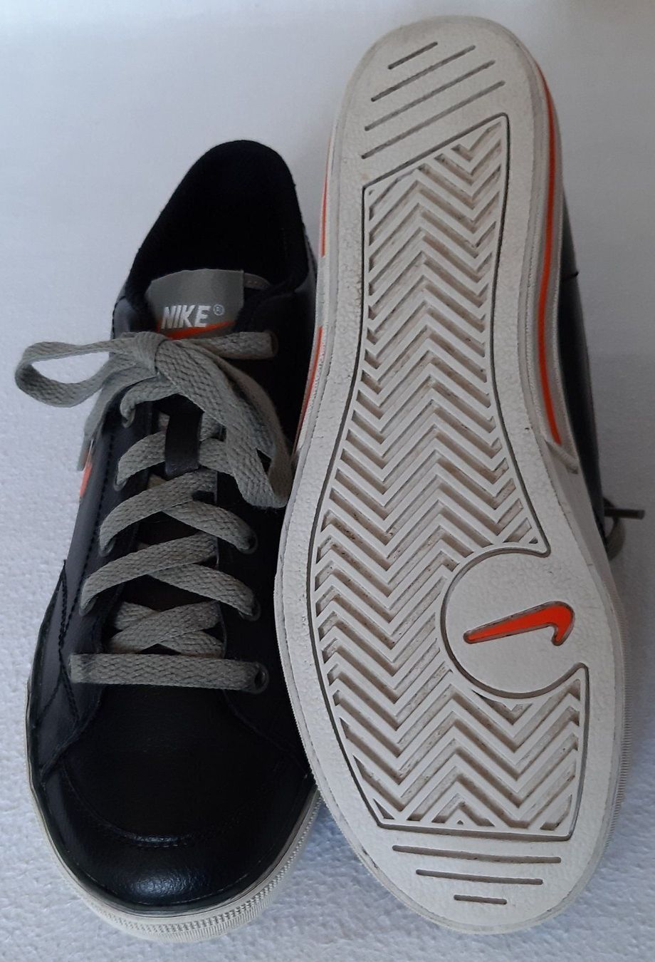 Nike Damenschuhe: NIKE Capri Lace Damen Schwarz Gr.38 – Gebraucht aus Seuzach von VT-Collections2 4