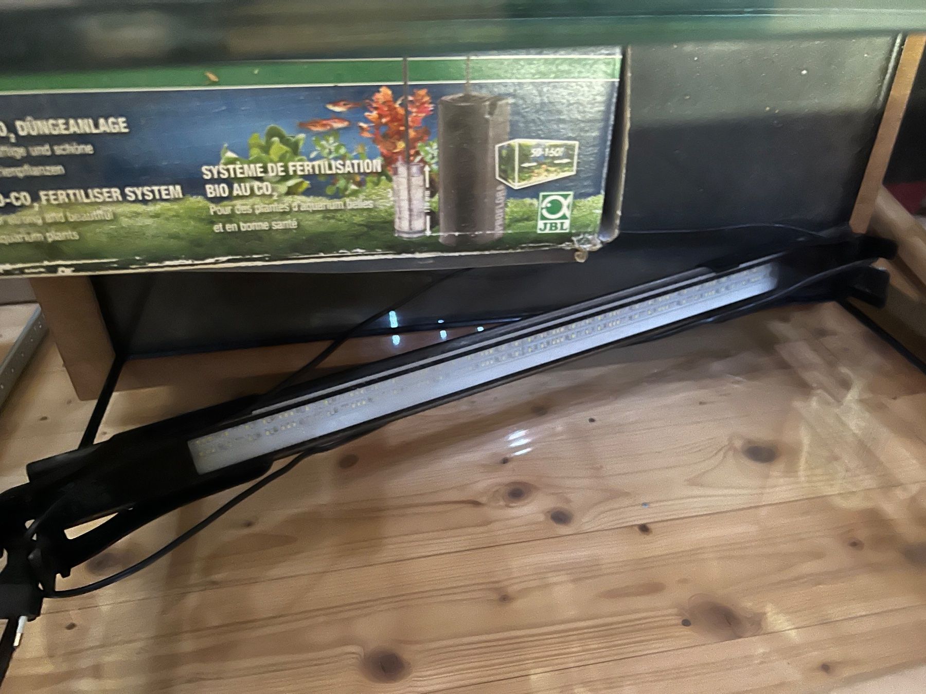 Aquarium: Aquarium – D'occasion à Jaberg par wen_sp2m 5