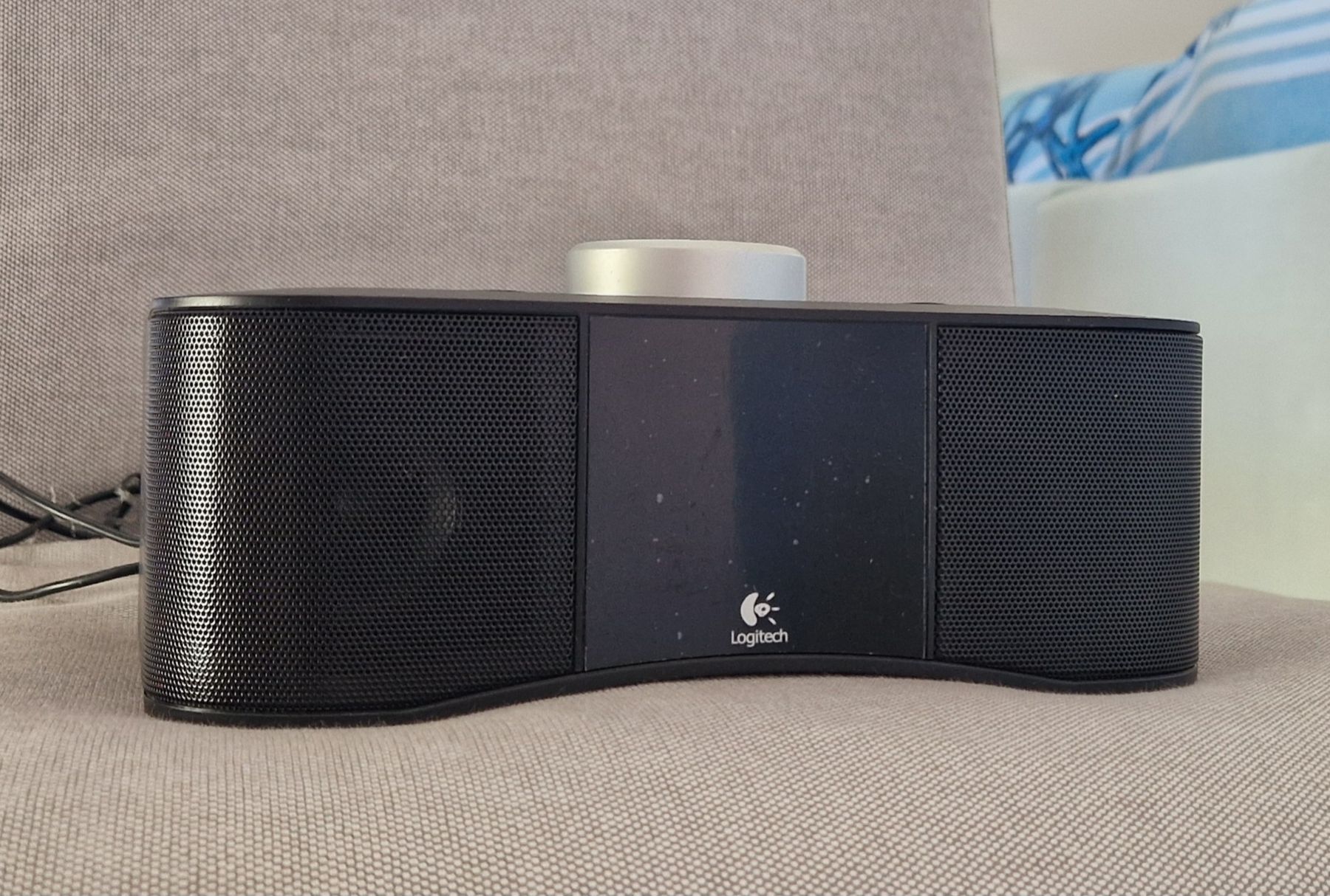 Logitech Radios: Logitech Clock Radio Dock S400i - Sveglia con Apple-Dock – Gebraucht aus Gordola von lul_g86d 1