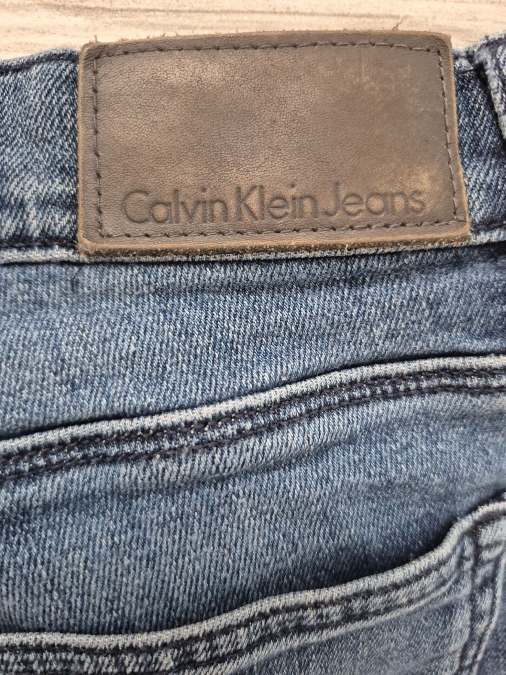 Calvin Klein Jeans: Short Calvin Klein Jeans W29 – Usato da St-Pierre-Clages venduto da _RV 4