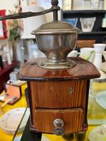 Kaffeemühle antik